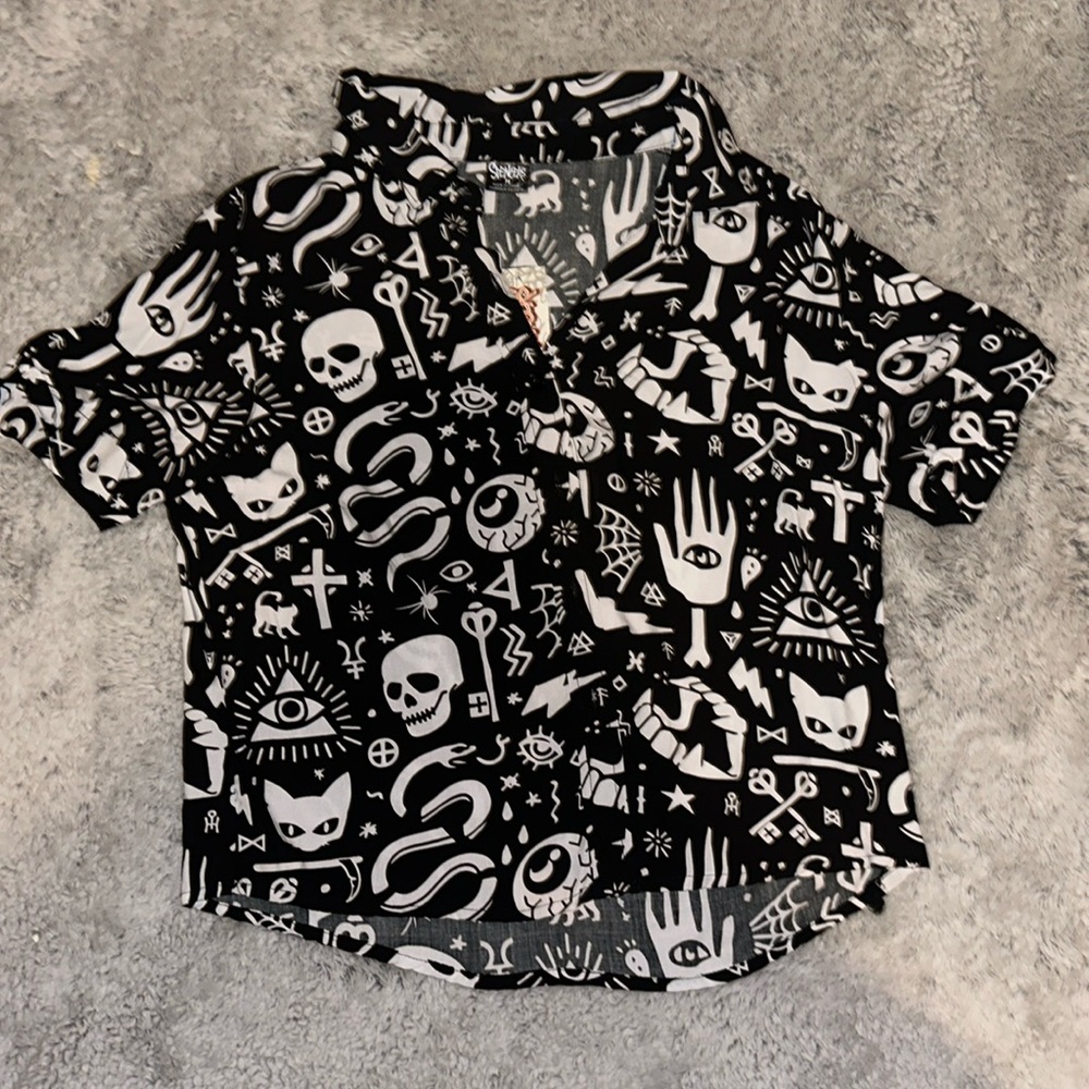 Witchy Button-up